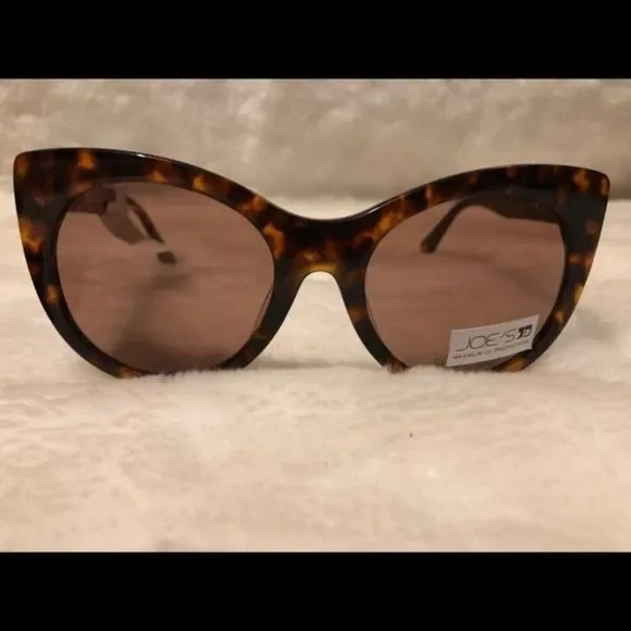 Joe’s Jeans Women’s Tortoise Sunglasses NWT - Picture 2 of 6